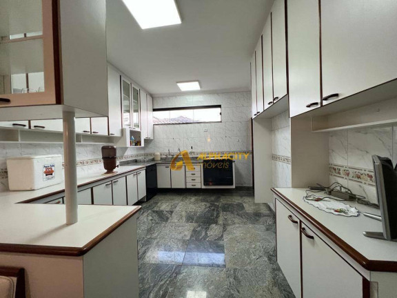 Imagem Casa com 4 Quartos para Alugar, 700 m² em Tamboré 03 - Santana De Parnaíba