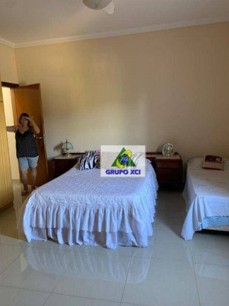 Imagem Sobrado com 3 Quartos à Venda, 500 m² em Bosque Das Palmeiras - Campinas Imagem Sobrado com 3 Quartos à Venda, 500 m² em Bosque Das Palmeiras - Campinas
