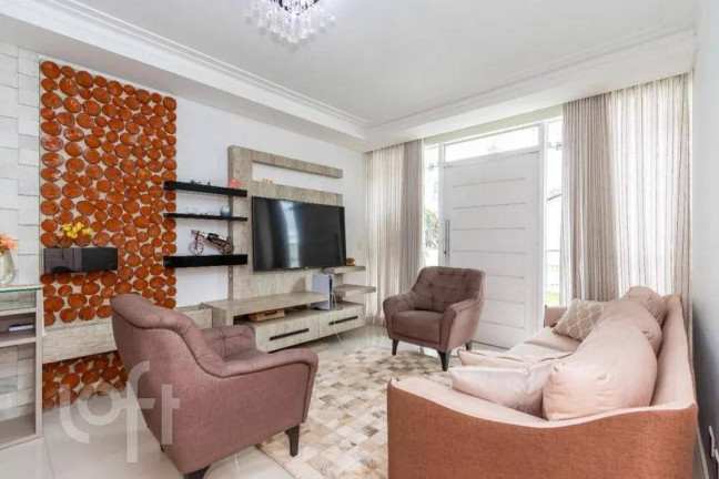 Imagem Sobrado com 3 Quartos à Venda, 180 m² em Boqueirão - Curitiba