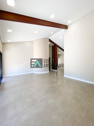 Imagem Casa de Condomínio com 3 Quartos à Venda, 300 m² em Condomínio Flamboyant-b - Atibaia Imagem Casa de Condomínio com 3 Quartos à Venda, 300 m² em Condomínio Flamboyant-b - Atibaia