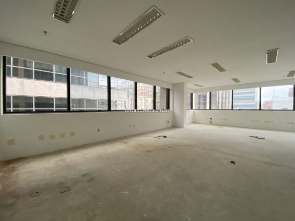 Sala Comercial para Alugar, 102 m² em Itaim Bibi - São Paulo