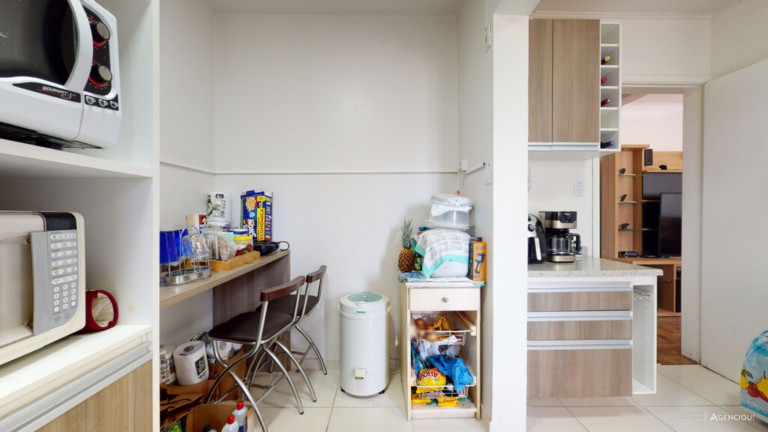 Imagem Imóvel com 2 Quartos à Venda, 69 m² em Floresta - Porto Alegre Imagem Imóvel com 2 Quartos à Venda, 69 m² em Floresta - Porto Alegre