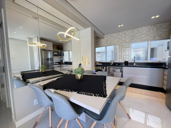Imagem Apartamento com 3 Quartos à Venda, 92 m² em Centro - Balneário Camboriú Imagem Apartamento com 3 Quartos à Venda, 92 m² em Centro - Balneário Camboriú