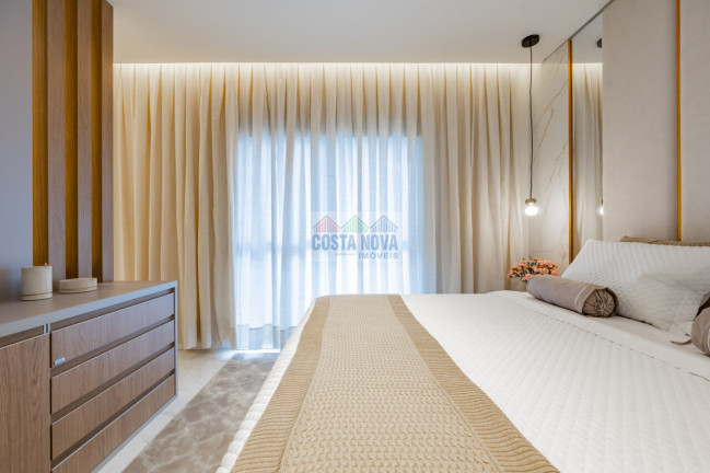 Imagem Apartamento com 4 Quartos à Venda, 234 m² Imagem Apartamento com 4 Quartos à Venda, 234 m²