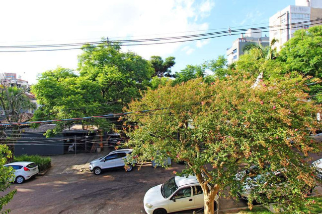 Imagem Imóvel com 3 Quartos à Venda,  em Moinhos De Vento - Porto Alegre