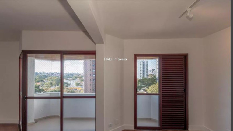 Imagem Imóvel com 4 Quartos à Venda, 125 m² em Campo Belo - São Paulo Imagem Imóvel com 4 Quartos à Venda, 125 m² em Campo Belo - São Paulo