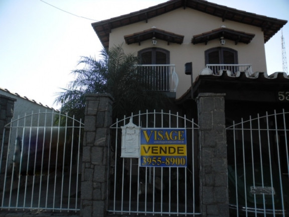 Casa com 3 Quartos à Venda, 250 m² em Cid. Jardim - Jacareí