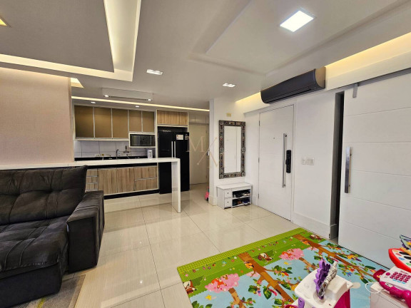 Imagem Apartamento com 3 Quartos à Venda, 111 m² em Encruzilhada - Santos