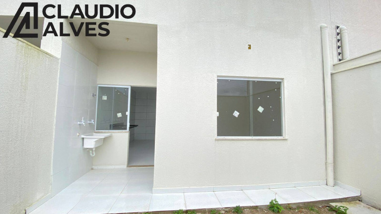 Imagem Casa com 2 Quartos à Venda, 75 m² em Parque Ipê - Feira De Santana