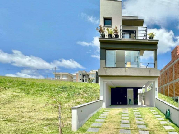 Casa com 3 Quartos à Venda, 137 m² em Das Pedras - Cotia