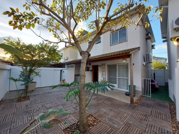 Casa com 3 Quartos à Venda, 120 m² em Colina De Laranjeiras - Serra