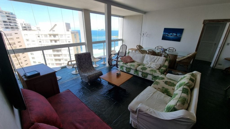 Imagem Apartamento com 5 Quartos à Venda, 190 m² em Pitangueiras - Guarujá Imagem Apartamento com 5 Quartos à Venda, 190 m² em Pitangueiras - Guarujá
