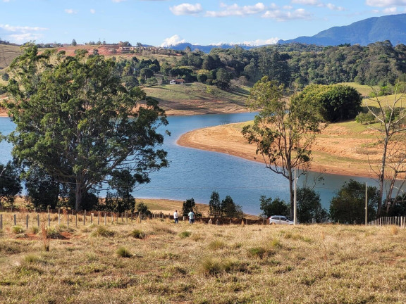 Terreno à Venda, 3 m² em Represa - Piracaia
