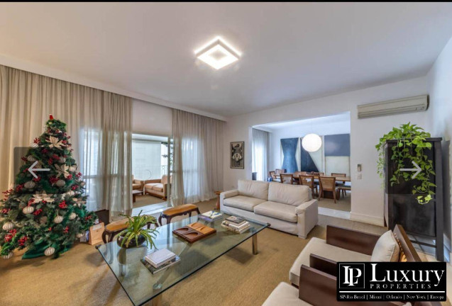 Apartamento com 3 Quartos para Alugar, 276 m² em Vila Nova Conceição - São Paulo