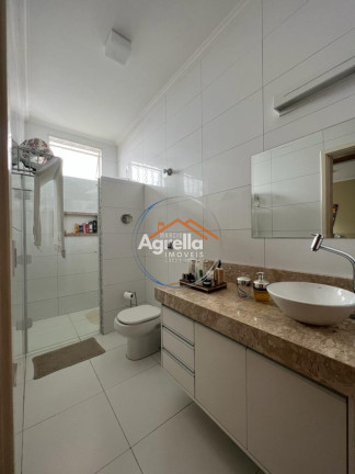 Imagem Casa com 3 Quartos à Venda, 220 m² em Jardim Novo I - Mogi Guaçu Imagem Casa com 3 Quartos à Venda, 220 m² em Jardim Novo I - Mogi Guaçu