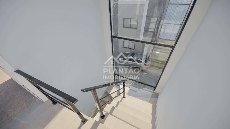 Imagem Sobrado com 3 Quartos à Venda, 105 m² em Uberaba - Curitiba Imagem Sobrado com 3 Quartos à Venda, 105 m² em Uberaba - Curitiba