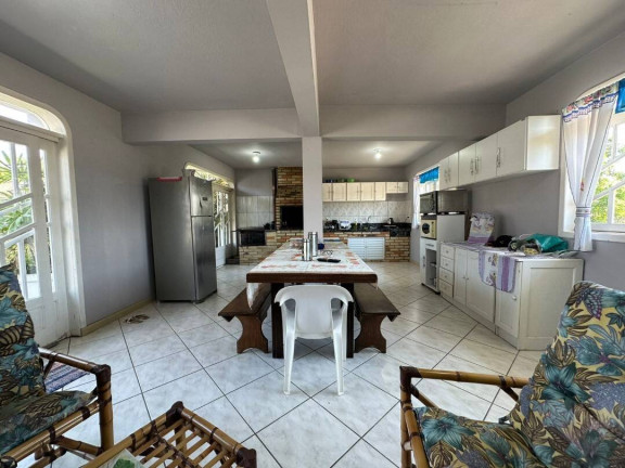 Imagem Casa com 3 Quartos à Venda, 120 m² em Pinheiros - Balneário Barra Do Sul