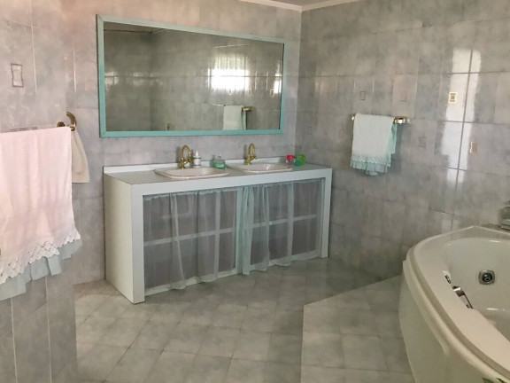 Imagem Casa com 3 Quartos à Venda, 558 m² em Igara - Canoas