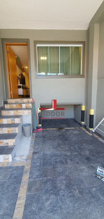 Imagem Casa com 2 Quartos à Venda, 120 m² em Vila Nivi - São Paulo