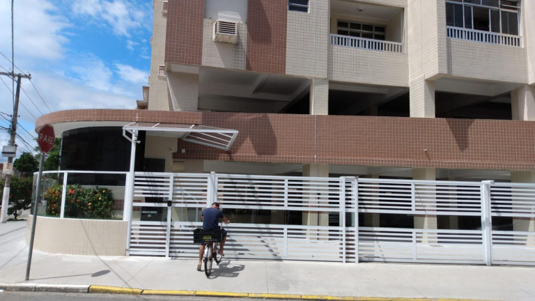 Apartamento com 2 Quartos à Venda, 95 m² em Marapé - Santos
