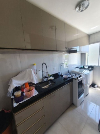 Imagem Apartamento com 2 Quartos à Venda, 40 m² em Estrada Do Coco - Camaçari Imagem Apartamento com 2 Quartos à Venda, 40 m² em Estrada Do Coco - Camaçari