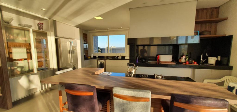 Imagem Casa com 4 Quartos à Venda, 300 m² em Village - Capao Da Canoa Imagem Casa com 4 Quartos à Venda, 300 m² em Village - Capao Da Canoa