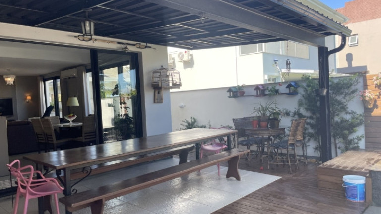 Casa com 3 Quartos à Venda, 215 m² em Cachoeira Do Bom Jesus - Florianópolis
