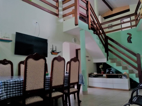 Imagem Sobrado com 5 Quartos à Venda, 180 m² em Massaguaçu - Caraguatatuba