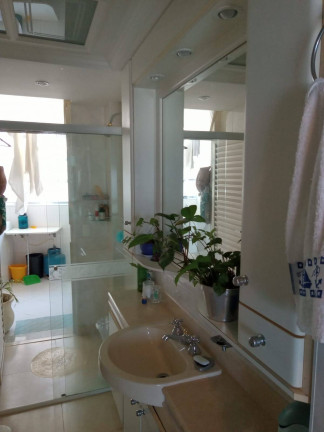 Imagem Apartamento com 4 Quartos à Venda, em Pitangueiras - Guarujá Imagem Apartamento com 4 Quartos à Venda, em Pitangueiras - Guarujá