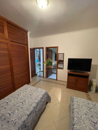 Imagem Casa com 3 Quartos à Venda, 214 m² em Barra Da Lagoa - Ubatuba Imagem Casa com 3 Quartos à Venda, 214 m² em Barra Da Lagoa - Ubatuba