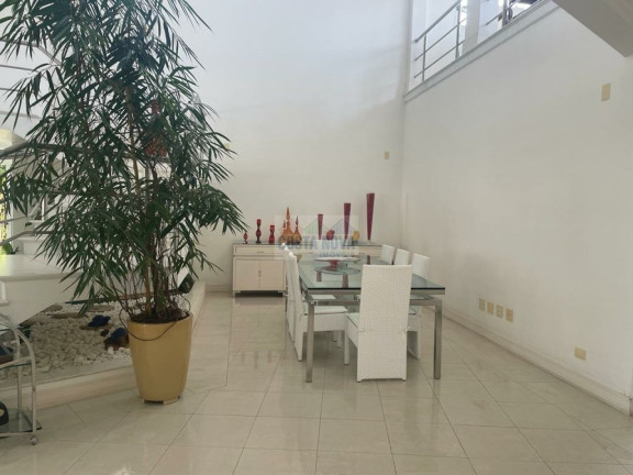 Imagem Casa com 5 Quartos à Venda, 757 m² em Jardim Virgínia - Guarujá Imagem Casa com 5 Quartos à Venda, 757 m² em Jardim Virgínia - Guarujá