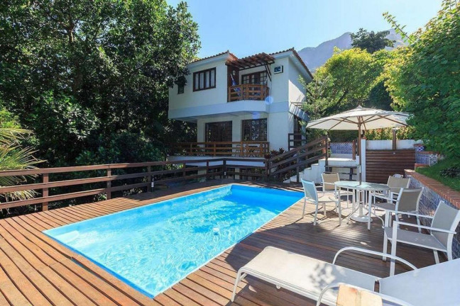 Imagem Casa com 4 Quartos à Venda, 400 m² em Itanhangá - Rio De Janeiro