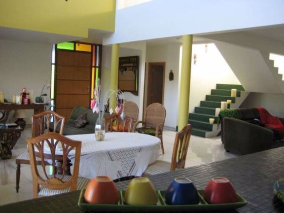 Imagem Casa com 5 Quartos à Venda, 319 m² em Miragem - Lauro De Freitas Imagem Casa com 5 Quartos à Venda, 319 m² em Miragem - Lauro De Freitas