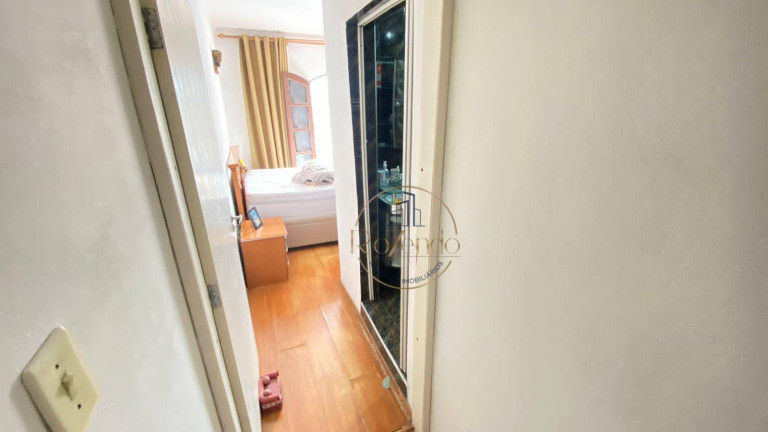 Imagem Sobrado com 3 Quartos à Venda, 288 m² em Parque Dos Bancários - São Paulo