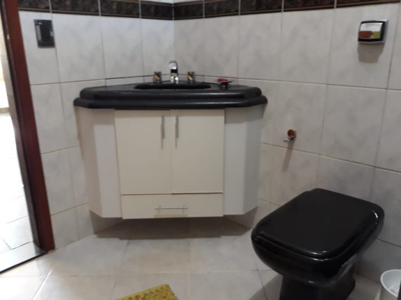 Imagem Casa com 4 Quartos à Venda, 200 m² em Mansour - Uberlândia Imagem Casa com 4 Quartos à Venda, 200 m² em Mansour - Uberlândia