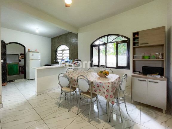 Imagem Casa com 3 Quartos à Venda, 660 m² em Costeira - Balneário Barra Do Sul Imagem Casa com 3 Quartos à Venda, 660 m² em Costeira - Balneário Barra Do Sul