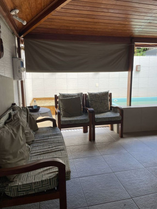 Imagem Casa com 3 Quartos à Venda, 167 m² em Estrada Do Coco - Camaçari