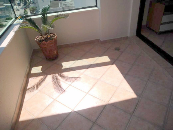 Imagem Apartamento com 2 Quartos à Venda, 76 m² em Enseada - Guarujá