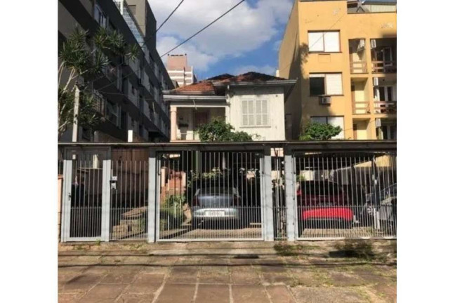 Terreno à Venda,  em Petrópolis - Porto Alegre