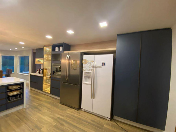 Imagem Casa com 4 Quartos à Venda, 285 m² em Vargem Grande - Teresópolis
