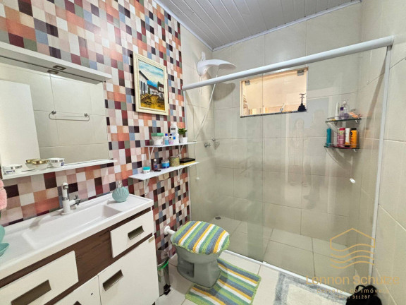 Imagem Casa com 2 Quartos à Venda, 70 m² em Costeira - Balneário Barra Do Sul Imagem Casa com 2 Quartos à Venda, 70 m² em Costeira - Balneário Barra Do Sul