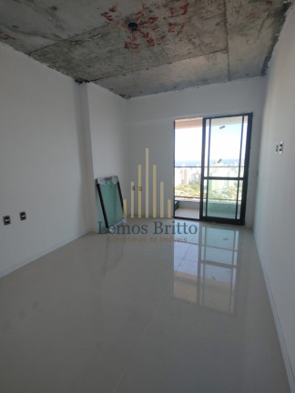 Imagem Imóvel com 4 Quartos à Venda, 10 m² em Caminho Das árvores - Salvador Imagem Imóvel com 4 Quartos à Venda, 10 m² em Caminho Das árvores - Salvador