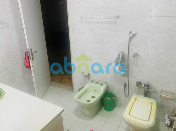 Imagem Apartamento com 4 Quartos à Venda, 330 m² em Copacabana - Rio De Janeiro Imagem Apartamento com 4 Quartos à Venda, 330 m² em Copacabana - Rio De Janeiro