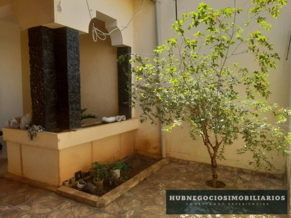 Imagem Casa com 3 Quartos à Venda, 202 m² em Centro - Montes Claros Imagem Casa com 3 Quartos à Venda, 202 m² em Centro - Montes Claros