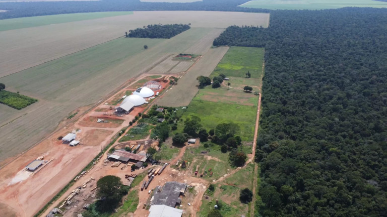 Imagem Fazenda à Venda, 4.500 m² em Distrito Industrial - Sinop Imagem Fazenda à Venda, 4.500 m² em Distrito Industrial - Sinop