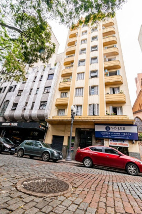 Imagem Imóvel com 3 Quartos à Venda, 70 m² em Centro Histórico - Porto Alegre Imagem Imóvel com 3 Quartos à Venda, 70 m² em Centro Histórico - Porto Alegre