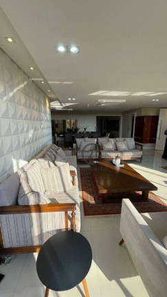 Imagem Apartamento com 4 Quartos à Venda, 332 m² em Centro - Florianópolis Imagem Apartamento com 4 Quartos à Venda, 332 m² em Centro - Florianópolis