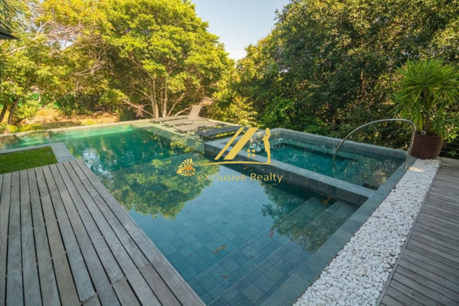 Imagem Imóvel com 5 Quartos à Venda, 639 m² em Praia Do Forte - Mata De São João Imagem Imóvel com 5 Quartos à Venda, 639 m² em Praia Do Forte - Mata De São João