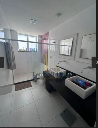 Imagem Imóvel com 3 Quartos à Venda, 250 m² em Vitória - Salvador Imagem Imóvel com 3 Quartos à Venda, 250 m² em Vitória - Salvador