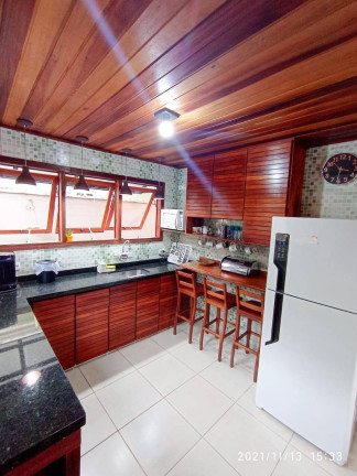 Imagem Sobrado com 4 Quartos à Venda, 450 m² em Jardim Samambaia - Ubatuba
